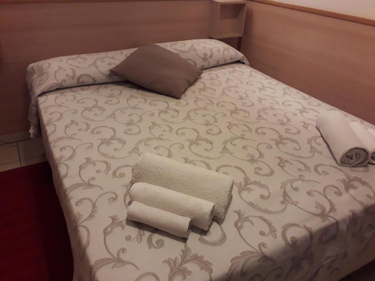 Hotel Vittoriano Торино Екстериор снимка