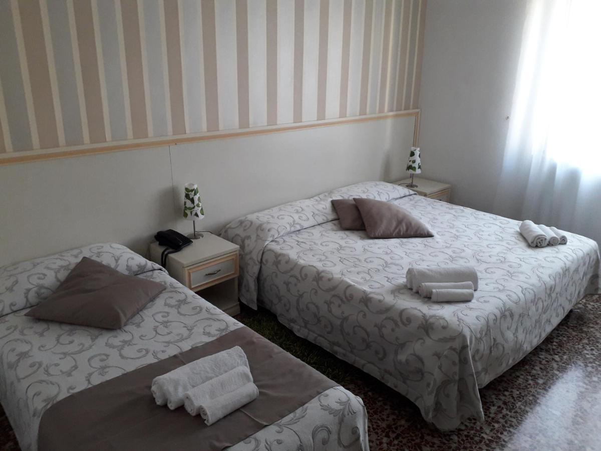 Hotel Vittoriano Торино Екстериор снимка